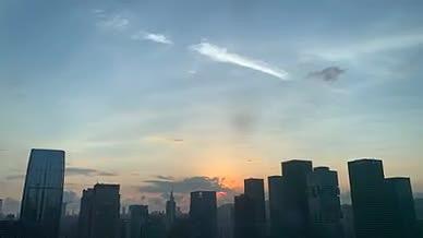 市民中心、夕阳日落晚霞天空视频的预览图